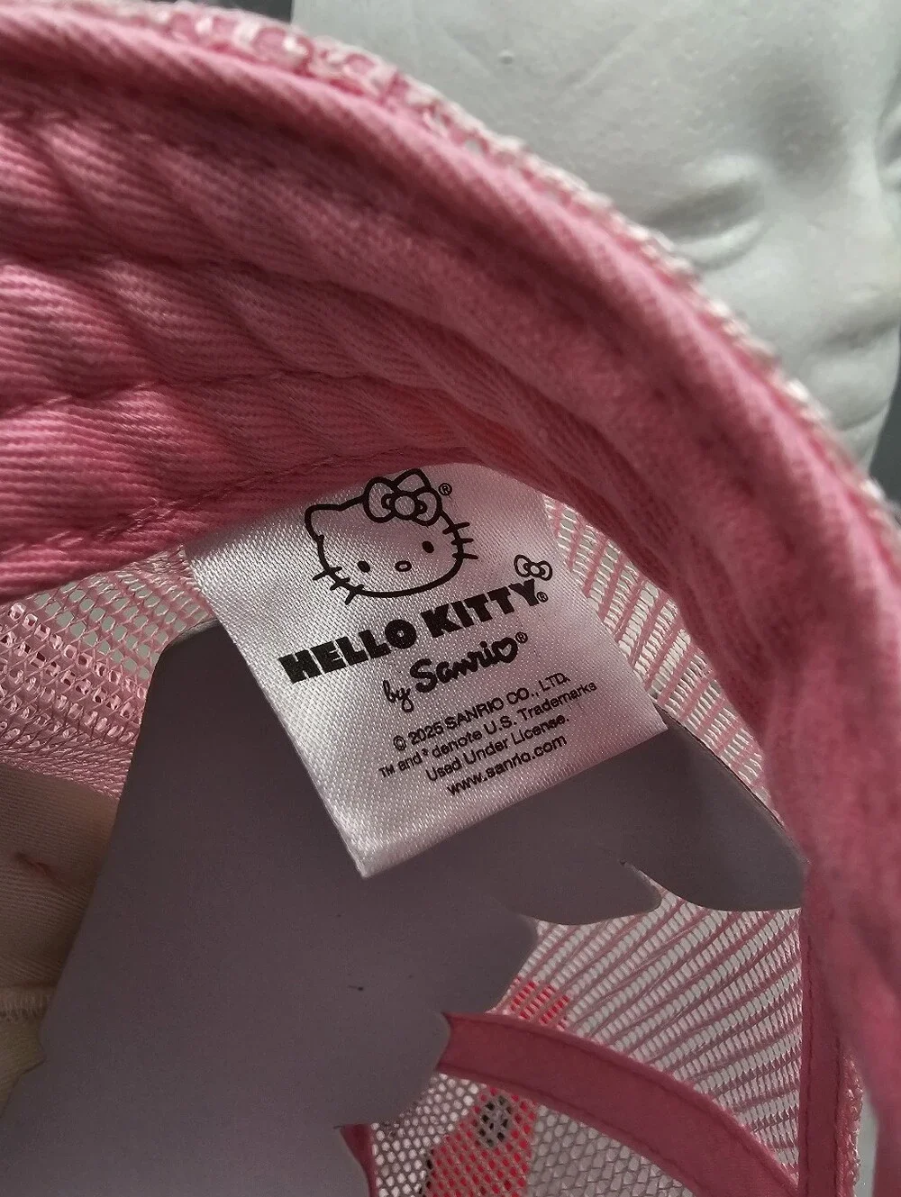 Hello Kitty 3D Ear Trucker Hat Pink Shaker Glitter Sequin Confetti Filled Sanrio